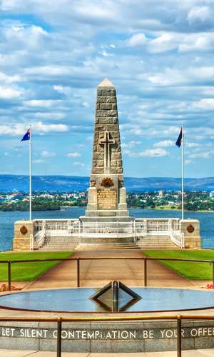 Book your hop-on hop-off sightseeing bus tour in Perth, Australia – Official tickets, flexible routes, and free cancellation in 2025